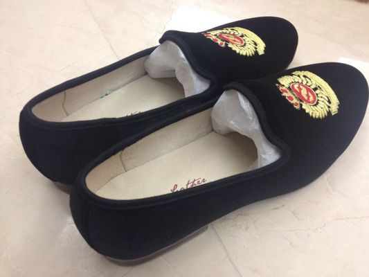 다양한 기회 남자 갈색 가죽 롤퍼 신발, 왕관 embroidered velvet slipper