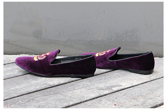 다양한 기회 남자 갈색 가죽 롤퍼 신발, 왕관 embroidered velvet slipper
