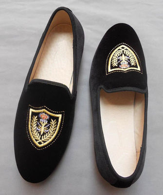 맞춤형 embroidered 남성 벨벳 롤퍼 슬립 블루 벨벳 신발