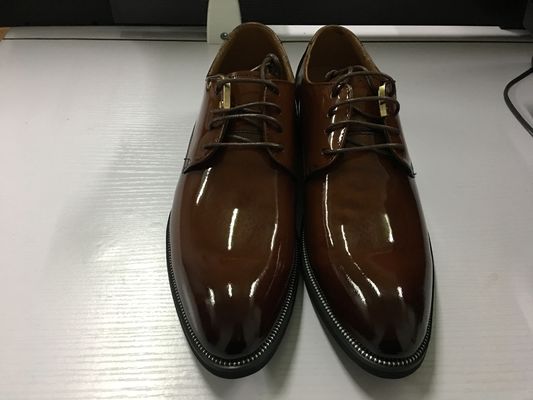 조각된 비즈니스 남성 캐주얼 브로그 신발 Goodyear 수작업 남성 드레스 신발